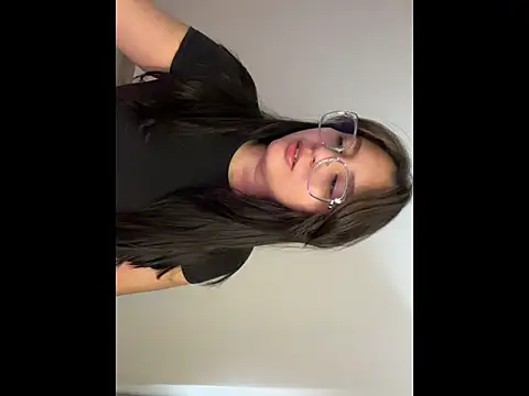 Angeldusttt online show from 4, 10, 2025