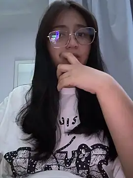 Angeldusttt online show from 21, 9, 2025