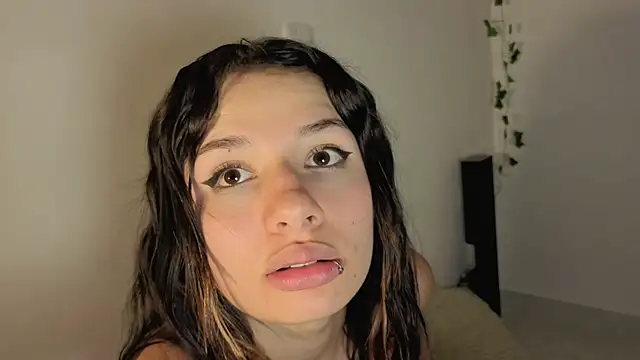 0ne 0f 0ne online show from 4, 11, 2025