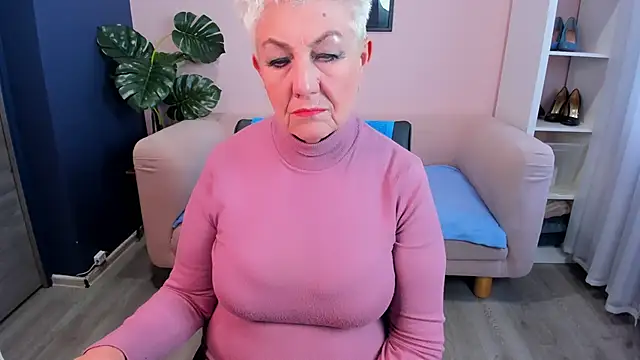 HotandMature online show from 23, 2, 2025
