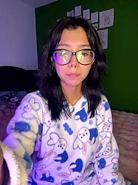 Valen-Foxx online show from 3, 10, 2025