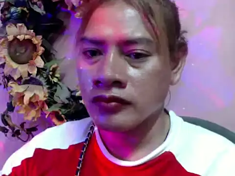 Snapshot of Gddss_Cummer chatting on 8, 11, 2025 Gddss Cummer online show from 8, 11, 2025