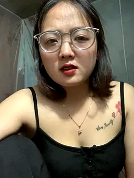July-y online show from 20, 9, 2025