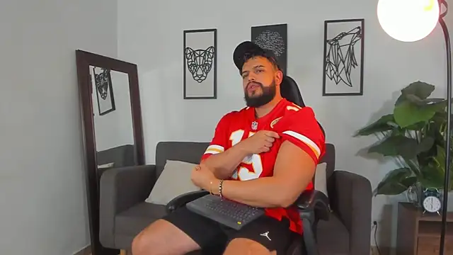 Justin kingX7 online show from 11, 4, 2026