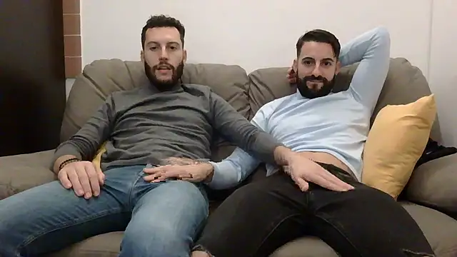 Amicisegreti online show from 30, 11, 2025