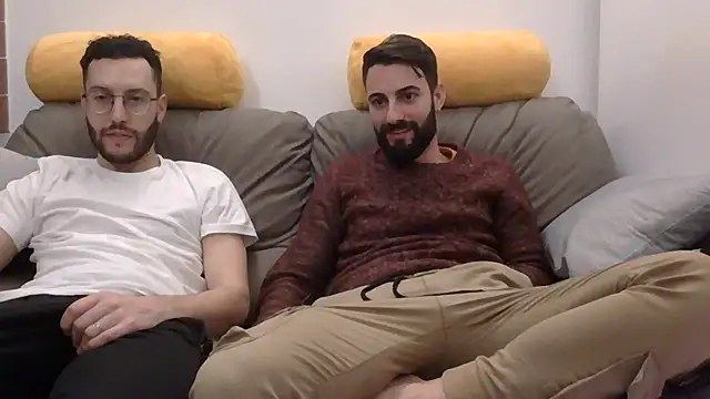 Amicisegreti online show from 17, 2, 2026