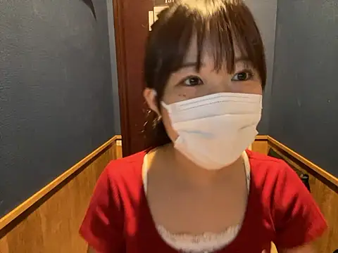 Snapshot of hikiwarinatto_xoxo chatting on 21, 9, 2025 hikiwarinatto xoxo online show from 21, 9, 2025