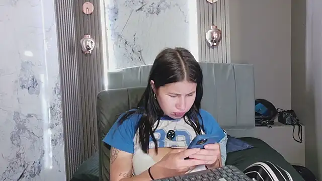 Olivia11  online show from 28, 7, 2026