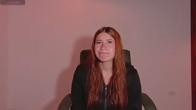 Olivia11  online show from 8, 11, 2025