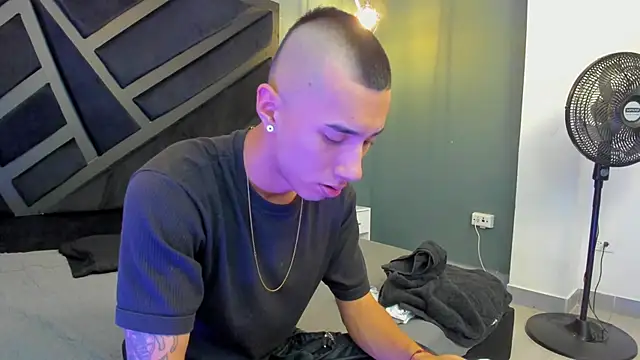 Justin Lakee online show from 22, 9, 2025