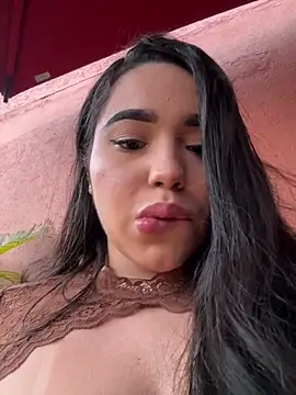 SofiaWildee online show from 21, 6, 2026