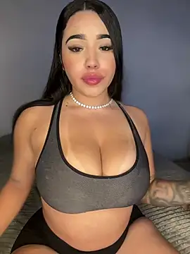 SofiaWildee online show from 8, 4, 2026