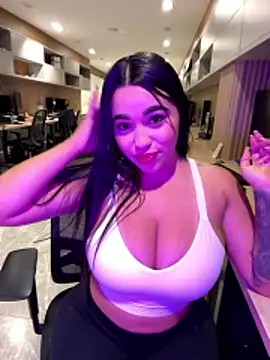 SofiaWildee online show from 8, 1, 2026