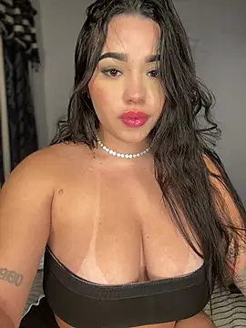 SofiaWildee online show from 18, 4, 2026