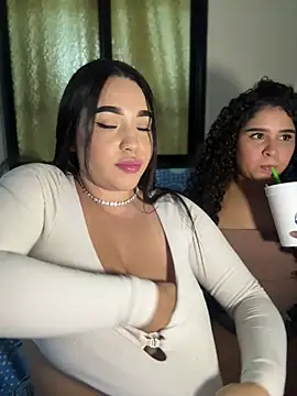 SofiaWildee online show from 12, 6, 2026