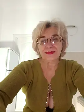 52MiaLove02 online show from 5, 12, 2025