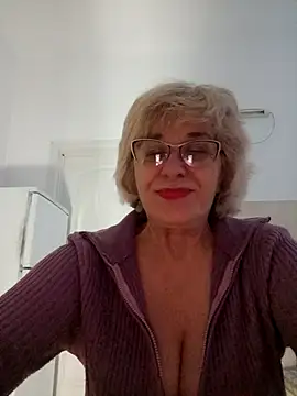 52MiaLove02 online show from 1, 12, 2025