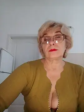 52MiaLove02 online show from 28, 11, 2025