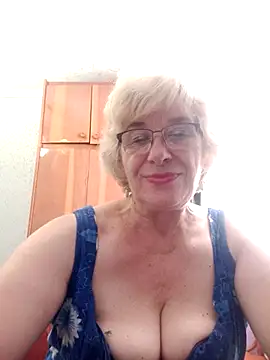 Snapshot of 52MiaLove02 chatting on 8, 7, 2026 52MiaLove02 online show from 8, 7, 2026