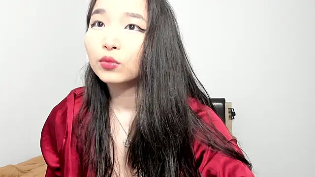 Soyun Mia online show from 20, 4, 2026