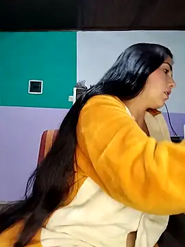 Snapshot of kariciasecreta chatting on 28, 4, 2026 kariciasecreta online show from 28, 4, 2026