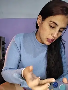 Snapshot of kariciasecreta chatting on 30, 5, 2026 kariciasecreta online show from 30, 5, 2026