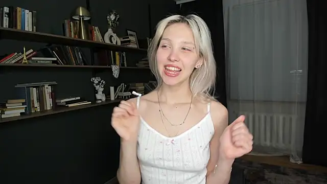 ErinBissonnette online show from 23, 4, 2026