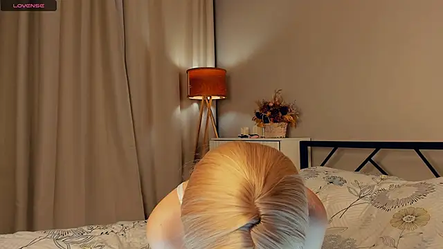 ErinBissonnette online show from 9, 11, 2025