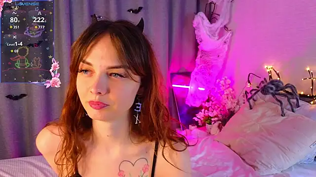 LisaDrake online show from 26, 10, 2025