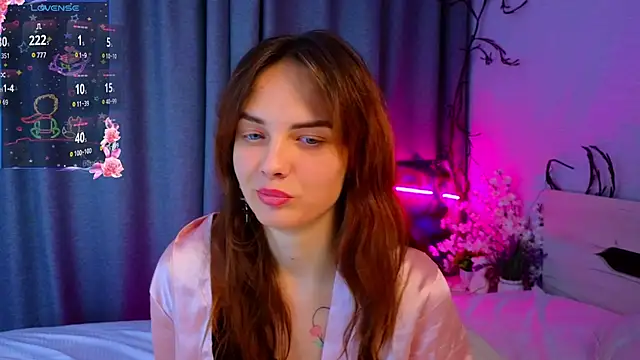 LisaDrake online show from 21, 10, 2025