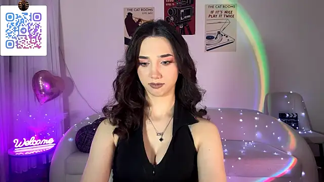 LinaMour online show from 8, 5, 2026
