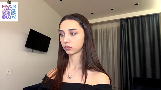 LinaMour online show from 22, 12, 2025