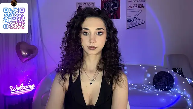 LinaMour online show from 2, 6, 2026
