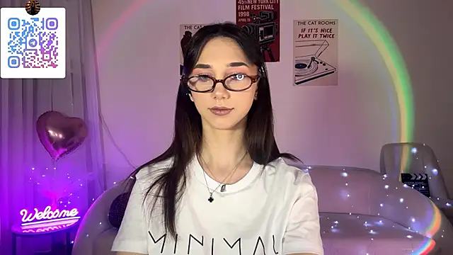 LinaMour online show from 15, 5, 2026
