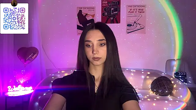 LinaMour online show from 21, 4, 2026