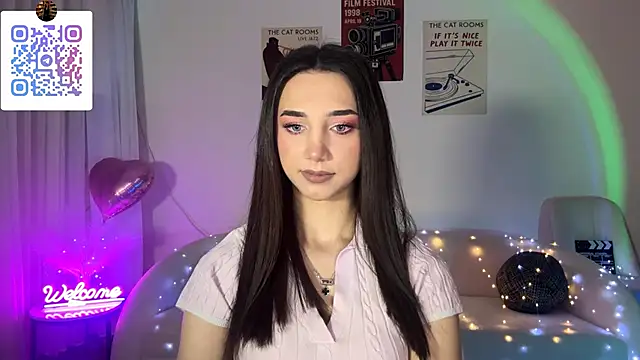 LinaMour online show from 27, 4, 2026