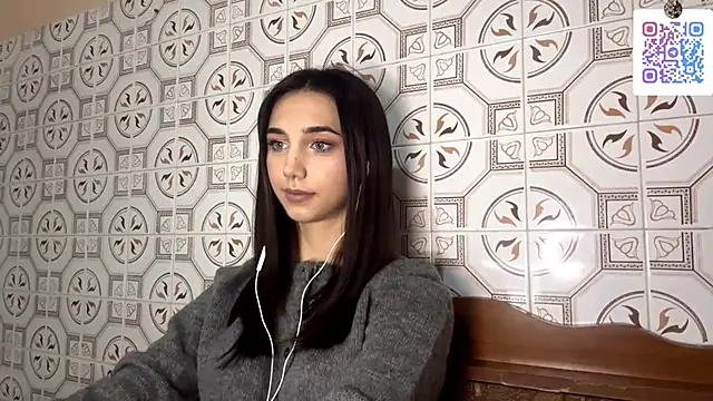 Snapshot of LinaMour chatting on 20, 11, 2025 LinaMour online show from 20, 11, 2025