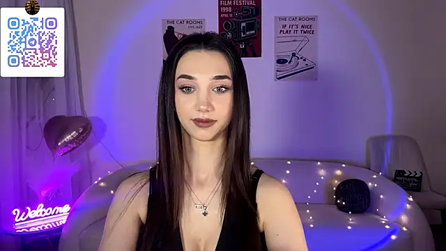 Snapshot of LinaMour chatting on 21, 6, 2026 LinaMour online show from 21, 6, 2026