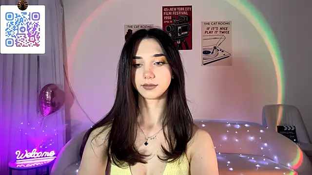 LinaMour online show from 5, 5, 2026
