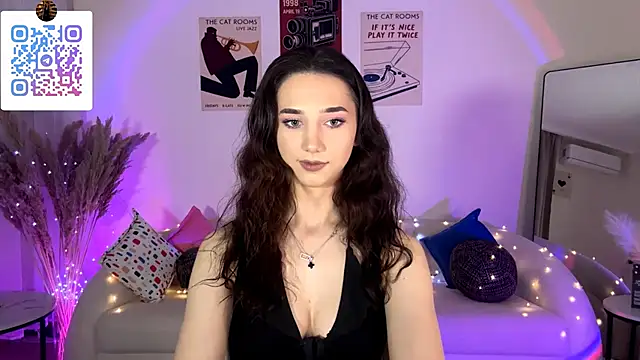 Snapshot of LinaMour chatting on 29, 6, 2026 LinaMour online show from 29, 6, 2026