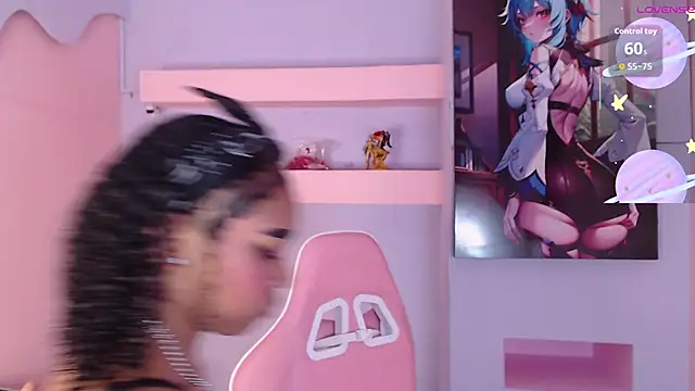 SkylerBloomm online show from 11, 10, 2025