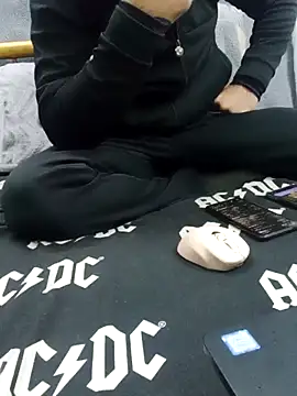 yazinyazin1 online show from 18, 12, 2025