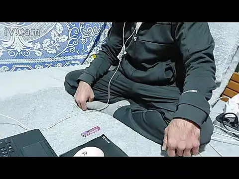 yazinyazin1 online show from 27, 2, 2026