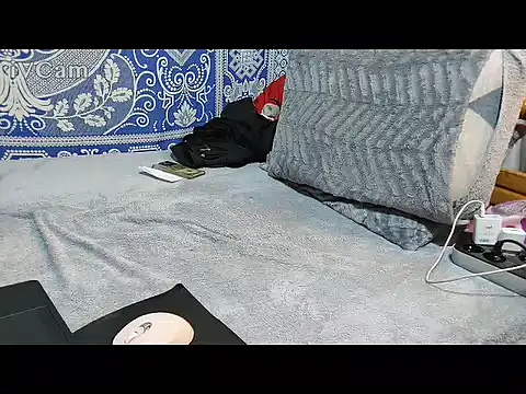 yazinyazin1 online show from 15, 2, 2026