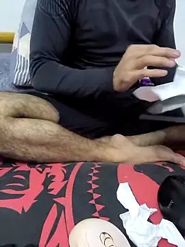 yazinyazin1 online show from 2, 12, 2025