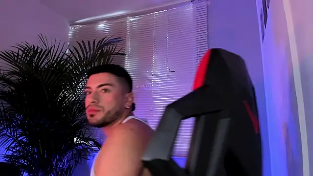 Alexander Diiaz online show from 24, 9, 2025
