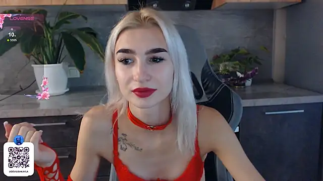Snapshot of DevilishKayla chatting on 22, 9, 2025 DevilishKayla online show from 22, 9, 2025