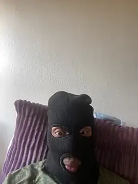 fitsexyman online show from 3, 4, 2026