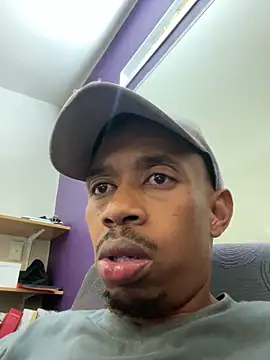 fitsexyman online show from 4, 11, 2025