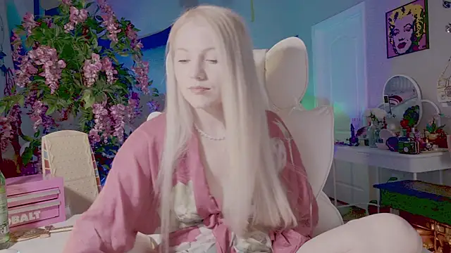 Snapshot of Talulaa chatting on 30, 4, 2026 Talulaa online show from 30, 4, 2026